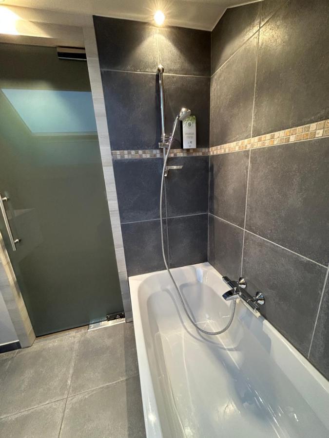 Race & Rooms Appartment Stavelot Ngoại thất bức ảnh